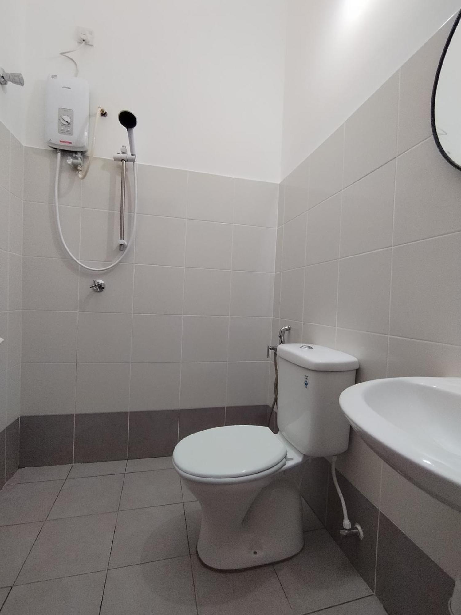 Orked Homestay Seri Iskandar Exterior foto